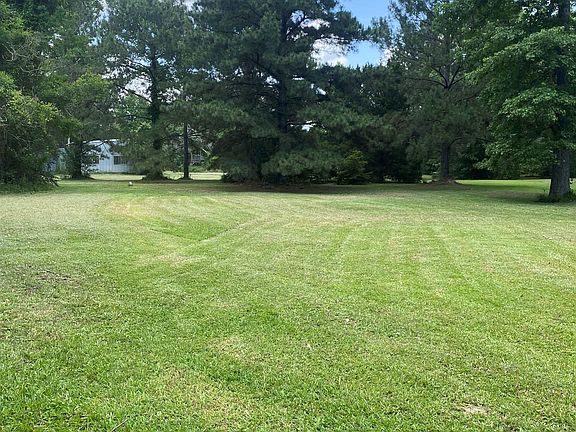 2nd image of 8436 Bessie Heights Rd