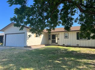 5213 Fernwood Way, Sacramento, CA 95841