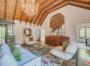 3225 Oakshire Dr, Los Angeles, CA 90068