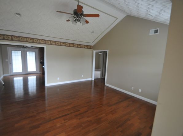 106 Amy Ct