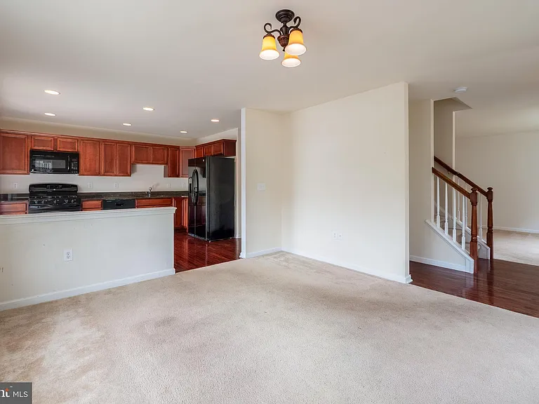 4165 Bunker Hill Dr N #N — Photo 9