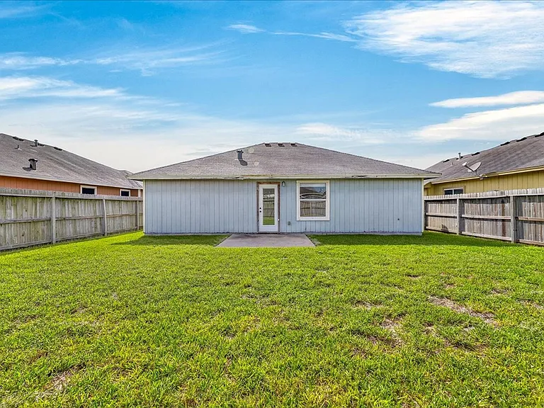 2314 Blue Star Dr — Photo 38