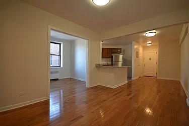 Rented by Silverstein Collection LLC 