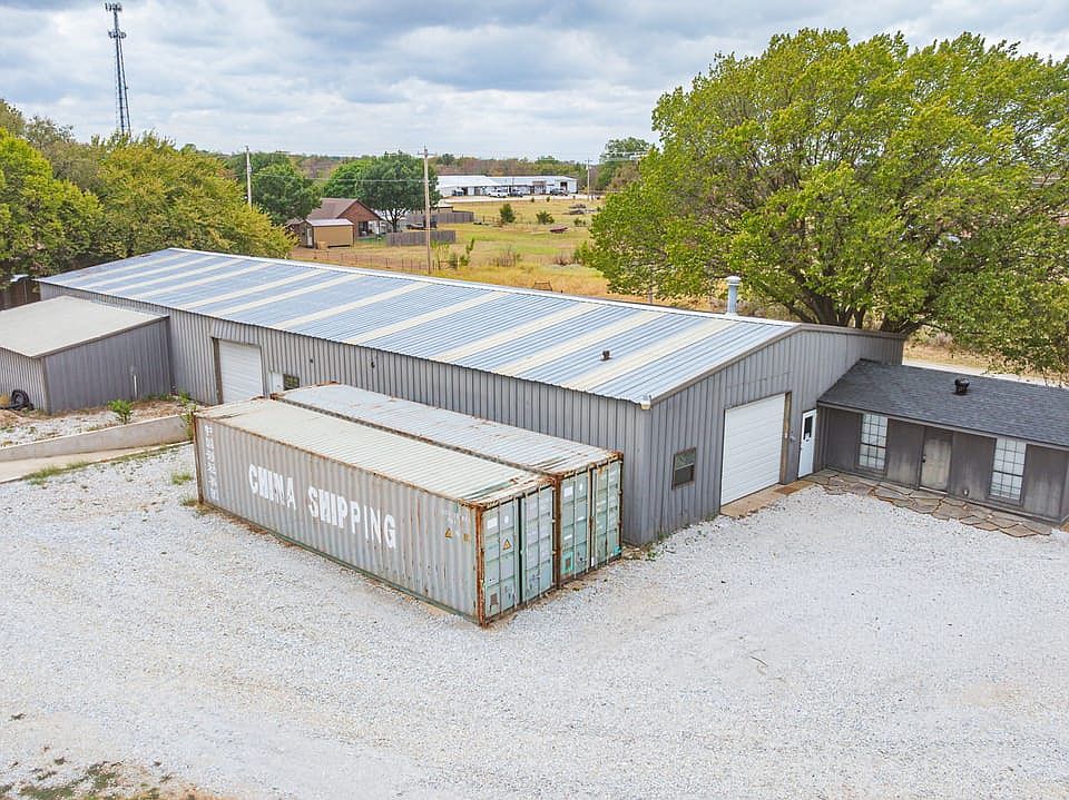 2 Web Or Mls Saint James 50