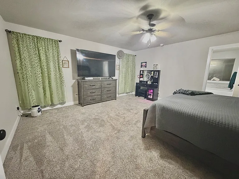 2409 Ranch Ave — Photo 7