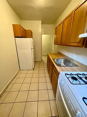 Rented by Bedford And Dean LLC | media 6