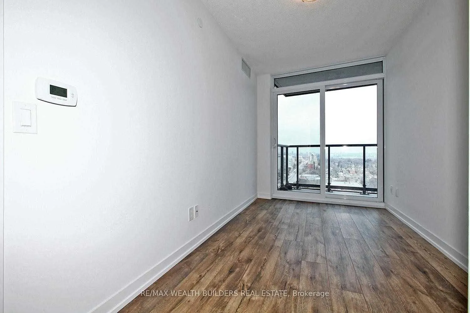 1 bed, $2,075 — Photo 3