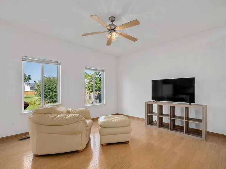 2707 River Bend Ln — Photo 11