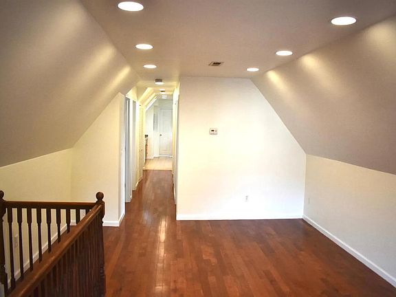 3rd image of 1672 N Humboldt Ave #3