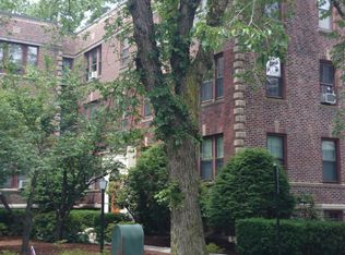 35 Winslow Rd APT 2, Brookline, MA 02446