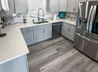 113 Mitchell Rd, Lake Ozark, MO 65049