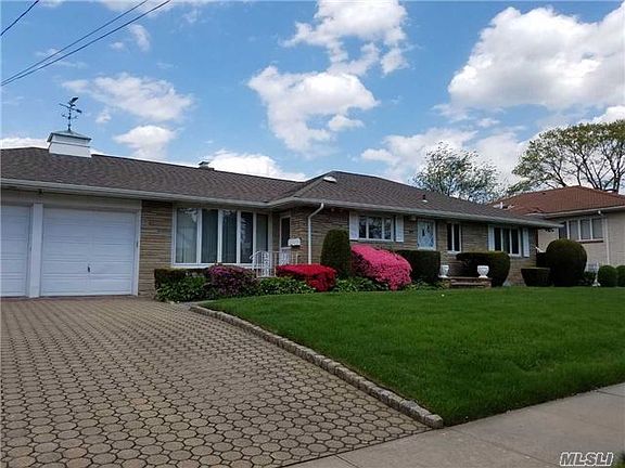 2nd image of 108 Fairfield Ave