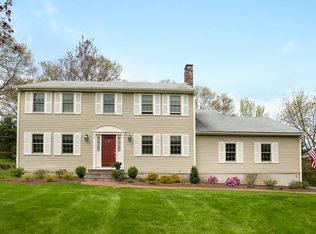 12 Hitchcock Rd, Foxboro, MA 02035