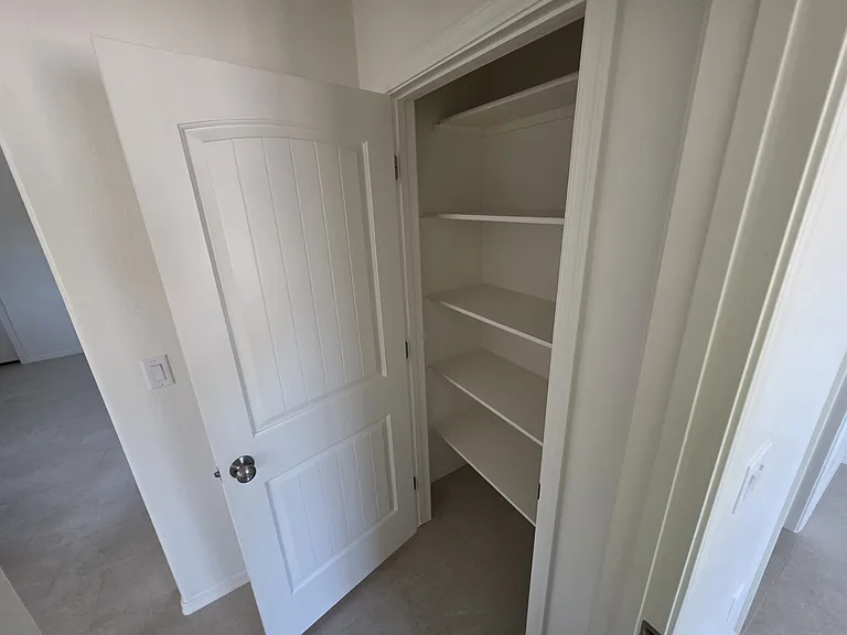 1185 Yesal Ct — Photo 7