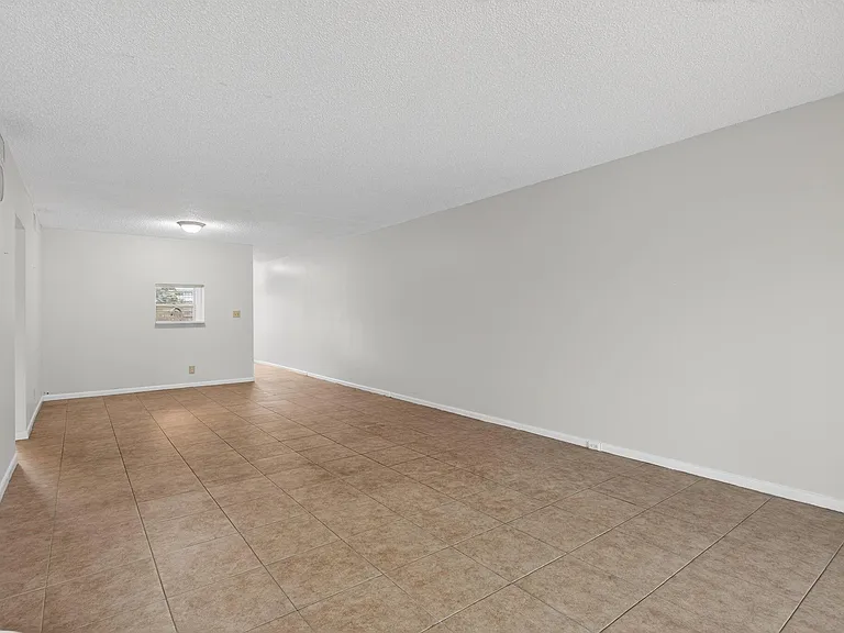 2501 Antigua Ter #D1 — Photo 19