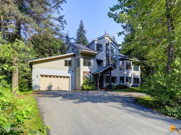 260 Vail Dr, Girdwood, AK 99587