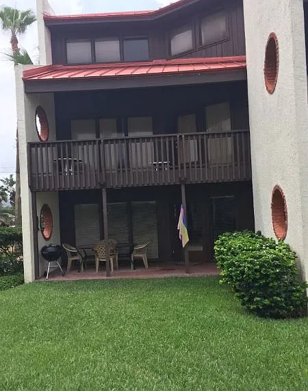 1912 Gulf Blvd #108 — Photo 13