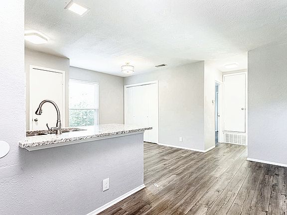 3rd image of 4431 Whispering Valley Dr APT C