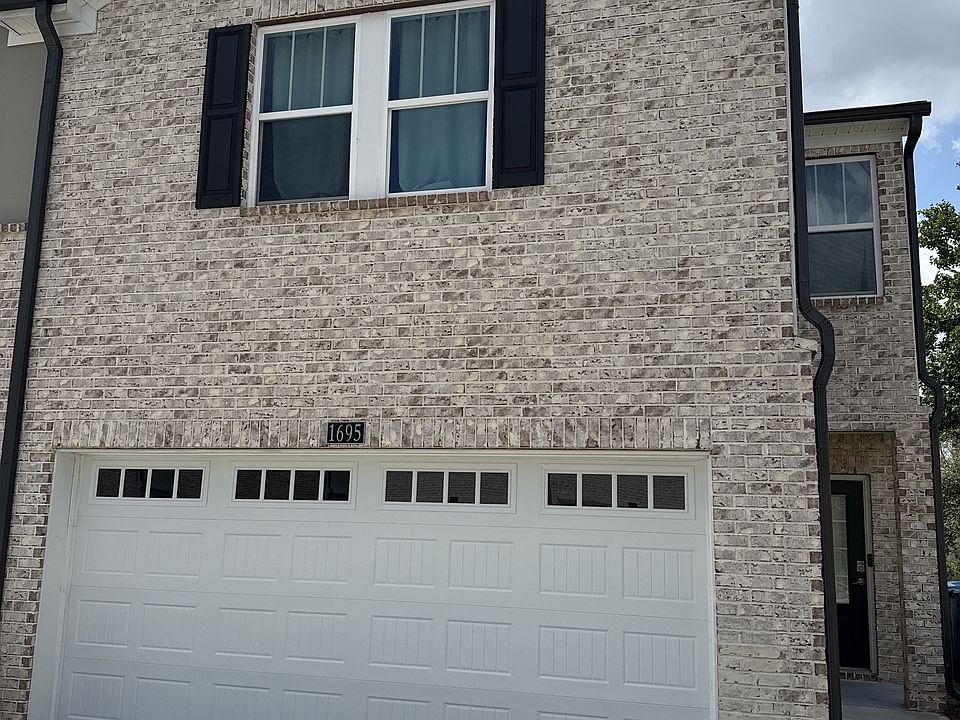 1st image of 1695 Villageside Ct