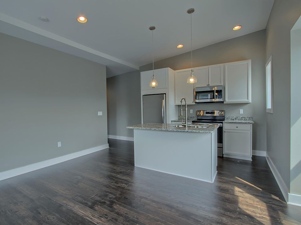 1st image of 1200 N 2nd St APT 3