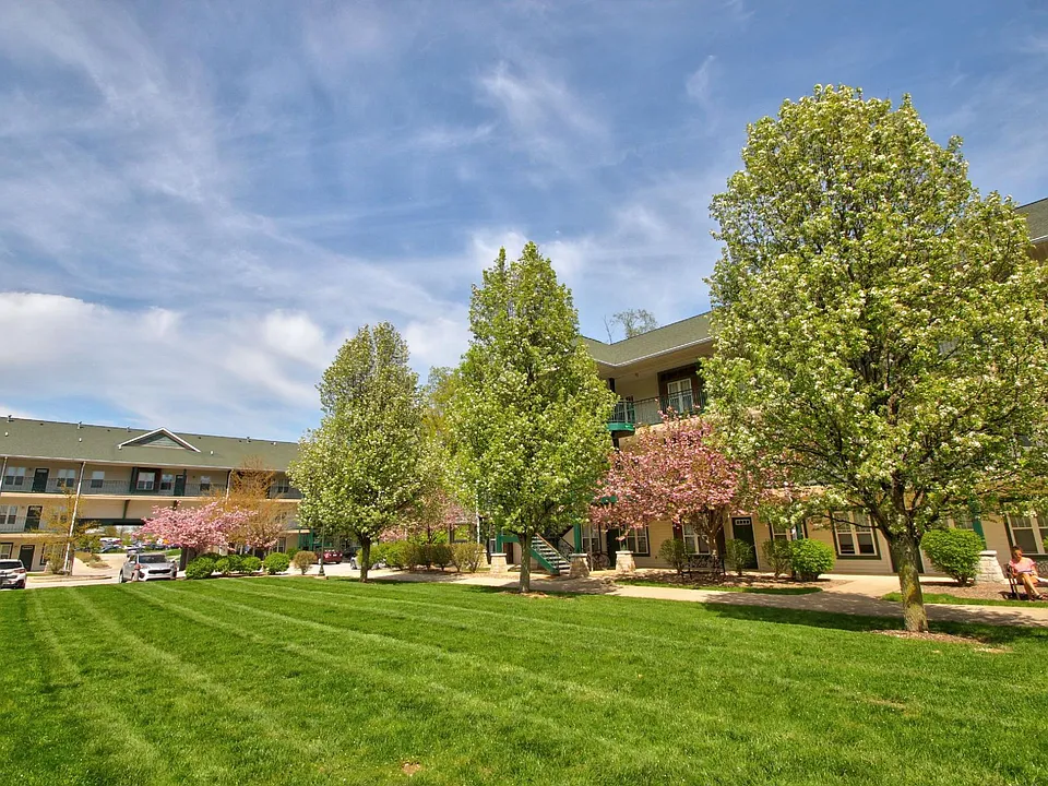 Building Photo 4