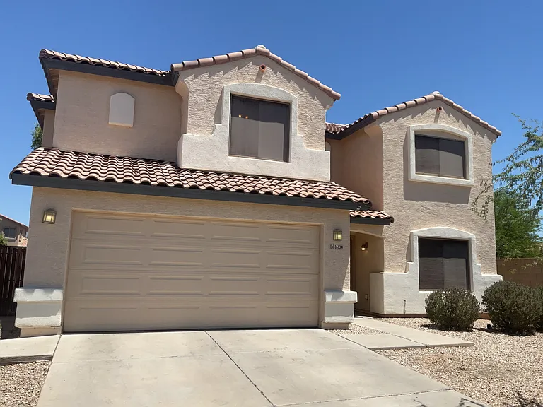16134 W Hope Dr — Photo 1