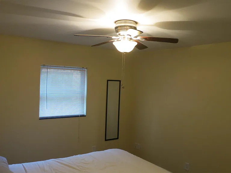 1114 River Ct — Photo 13