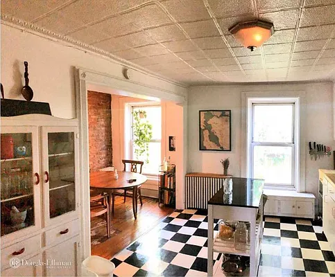 Rented by Douglas Elliman | media 26