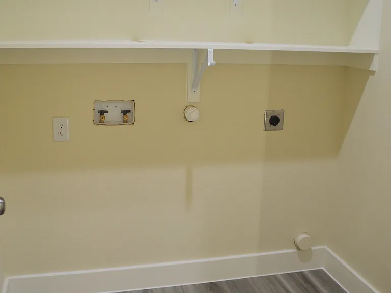 4480 County Road 895 — Photo 28