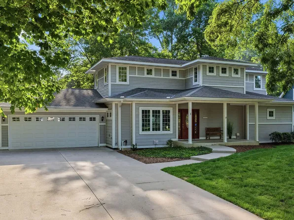 4 Columbine, South Haven, MI 49090