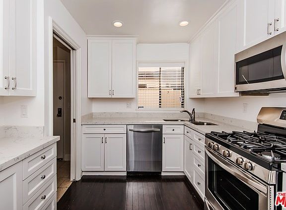 4th image of 880 Hilldale Ave APT 6