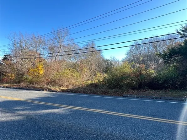 441 Old County Rd, Westport, MA 02790