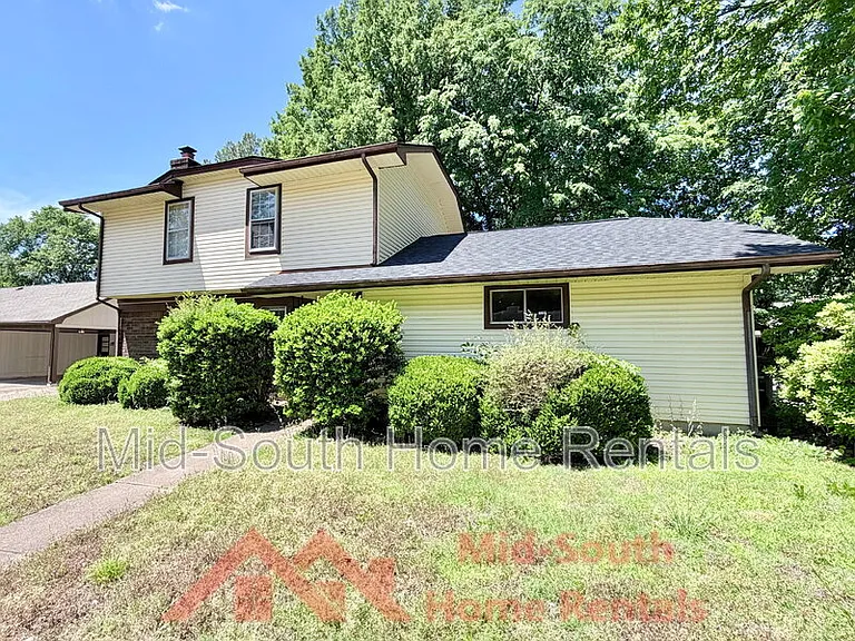 2373 W Monica Dr — Photo 2