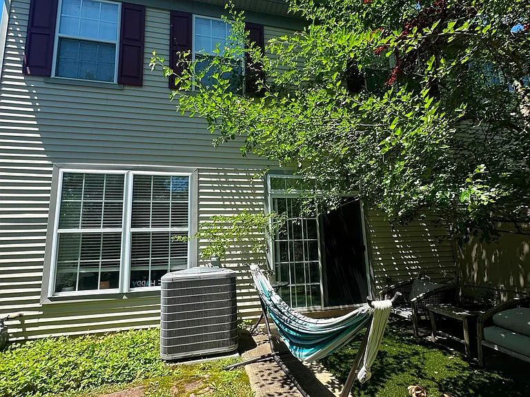 79 Banyan Blvd — Photo 20