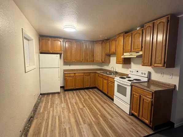 401 Mumford St APT 4