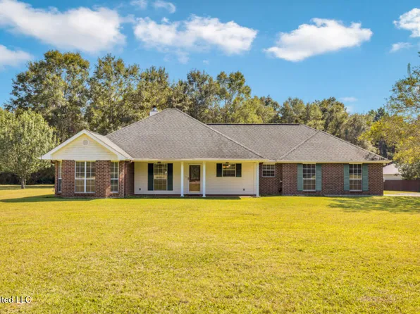 111 Audubon Pl, Picayune, MS 39466