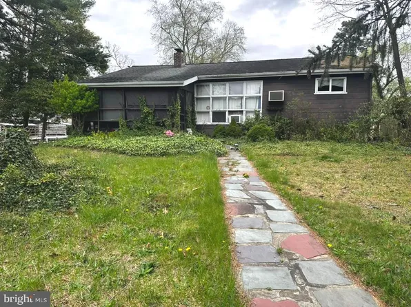 217 Taunton Blvd, Medford, NJ 08055