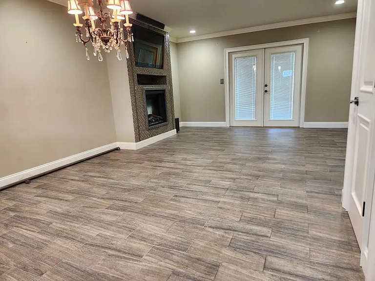 1085 Holly Dr #2 — Photo 4
