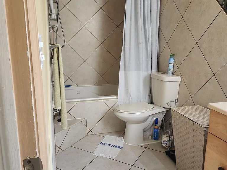 8705 NW 38th Dr #7B — Photo 11