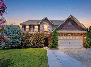 3011 Magnolia Leaf Cir SE, Owens Cross Roads, AL 35763