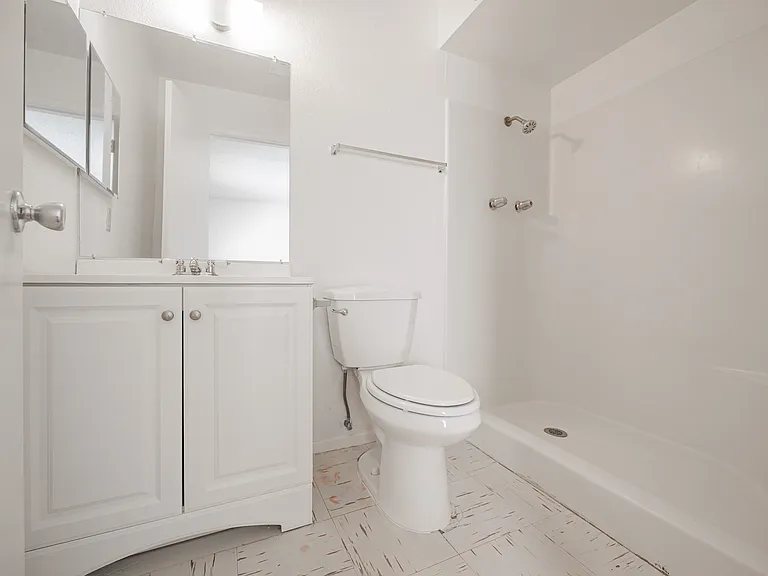 8821 W Sahuaro Dr — Photo 13
