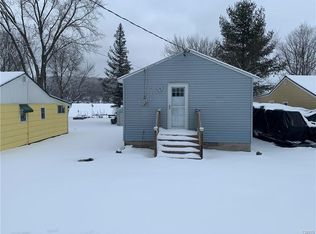 595 W Cottage Ln, De Ruyter, NY 13052