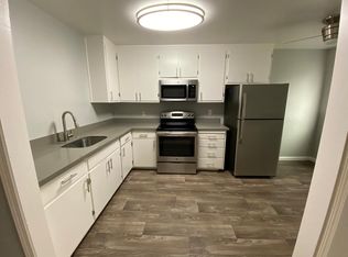 969 E St #J5S91088B, Belmont, CA 94002