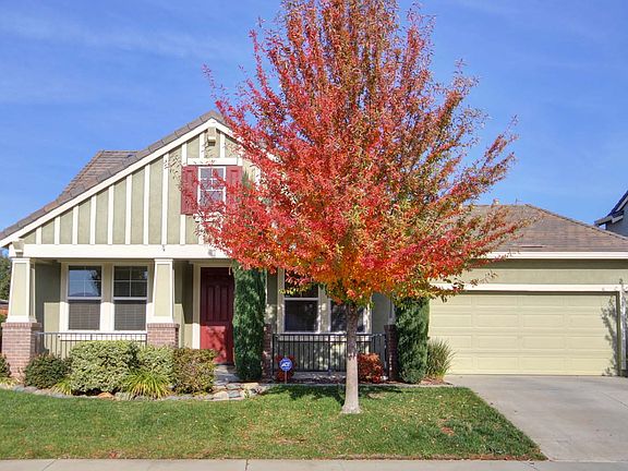 2nd image of 3176 Haywood Pl