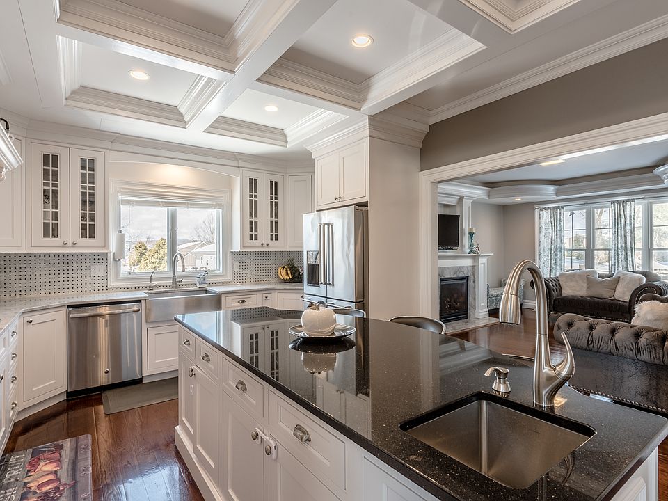 39 Candlewood Shores Rd, Brookfield, CT 06804 Zillow