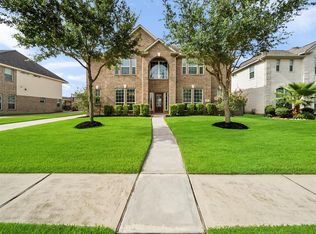 26823 Rockwood Park Ln, Cypress, TX 77433