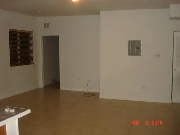 345 NW 34th St, Miami, FL