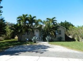536 SE 3rd St, Belle Glade, FL 33430