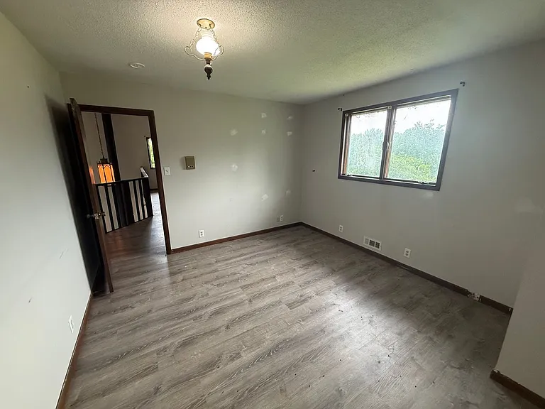 4284 Jefferson St — Photo 38