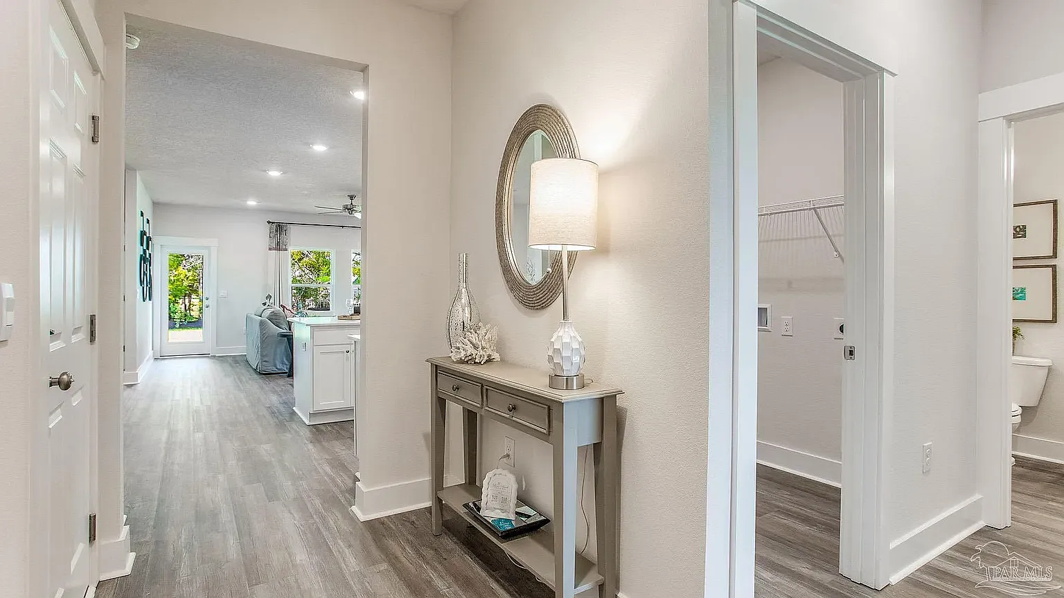 4 bed, 2415 sqft, $3,000 — Photo 4